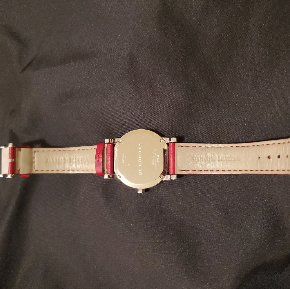 Burberry Check Stamped Red Leather Ladies Watch - Picture 7 of 8